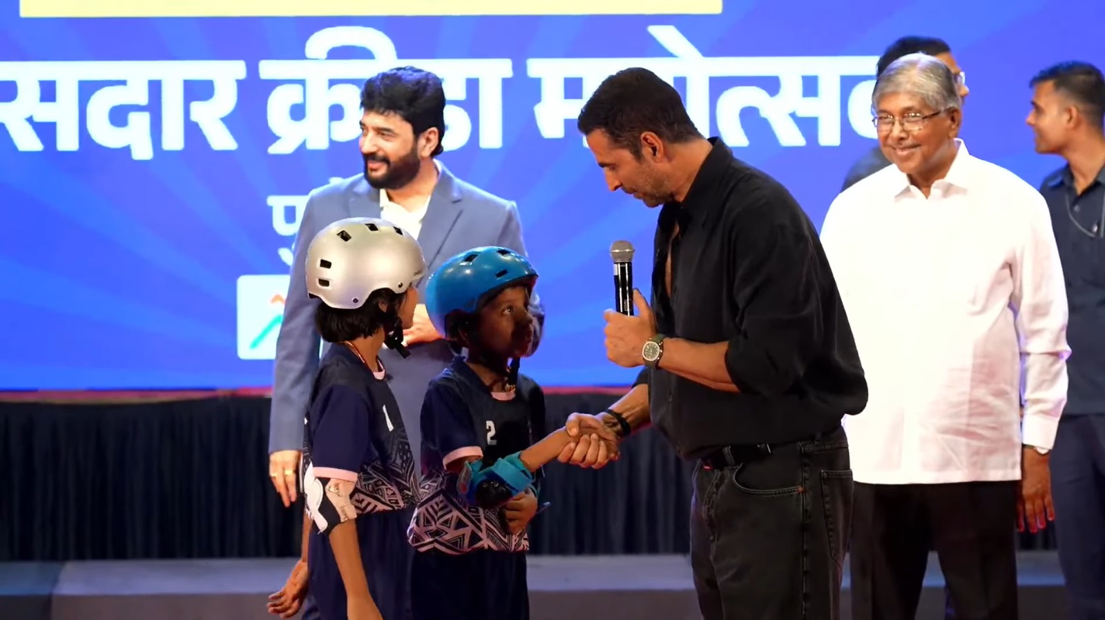 कार्तिक अभिनंदन